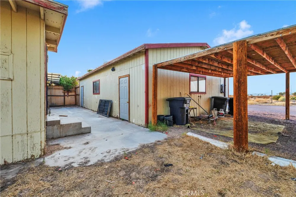 33445 Newberry Newberry Springs, CA 92365