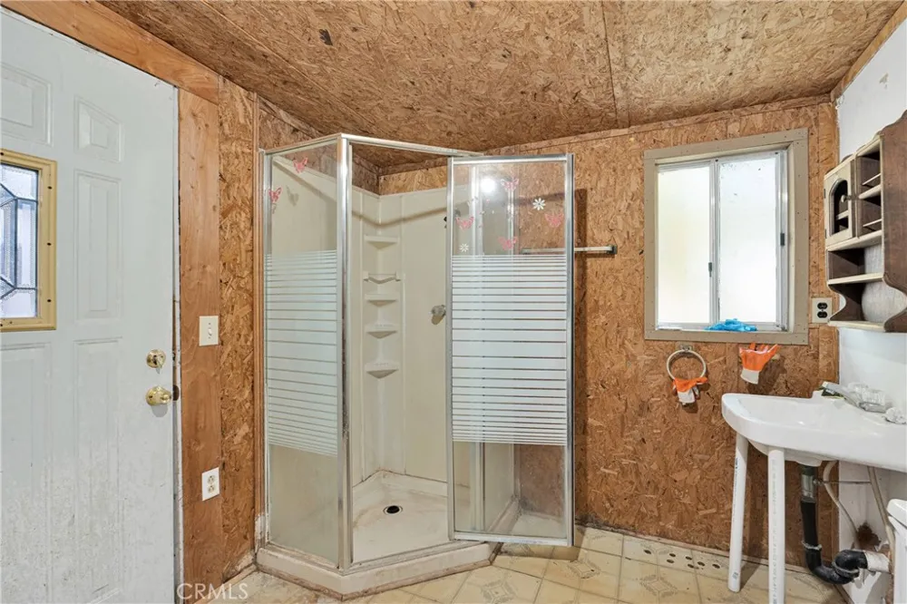 33445 Newberry Newberry Springs, CA 92365