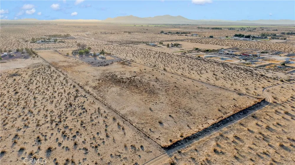 33445 Newberry Newberry Springs, CA 92365