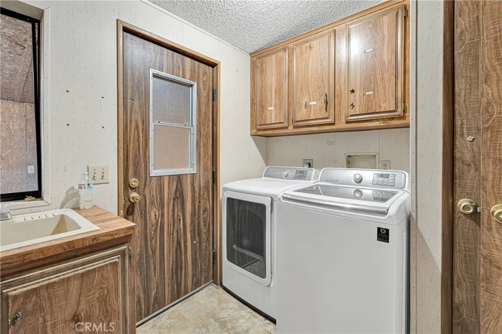 33445 Newberry Newberry Springs, CA 92365
