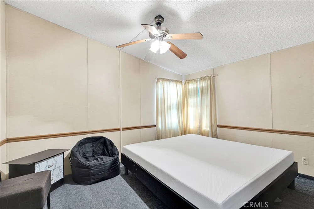 33445 Newberry Newberry Springs, CA 92365