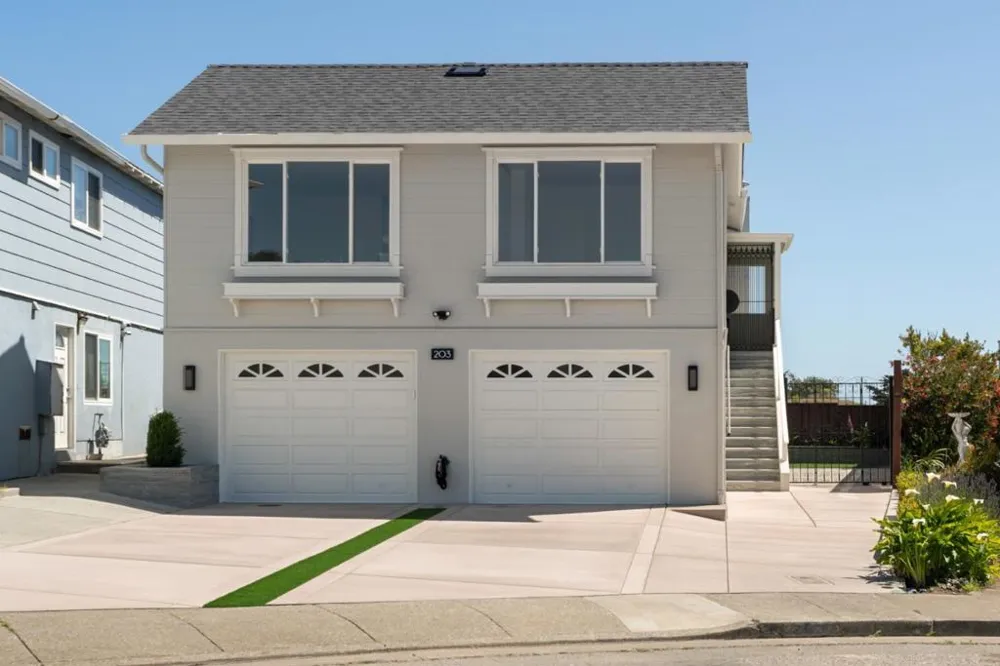 203 Golden Bay Drive Pacifica, CA 94044