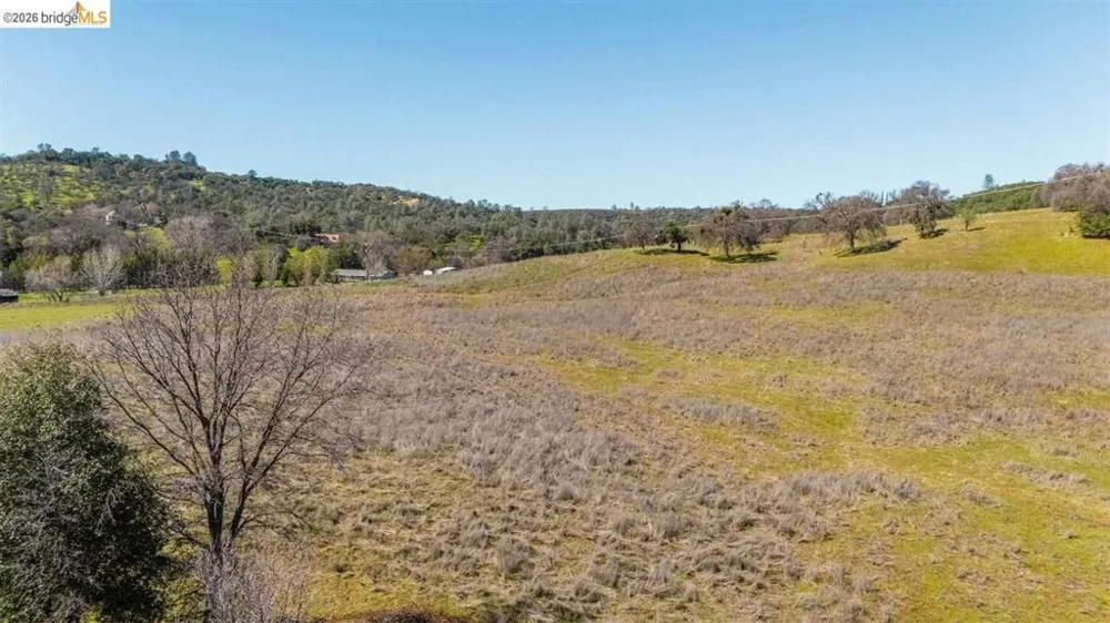 18701 Rawhide Rd Jamestown, CA 95327