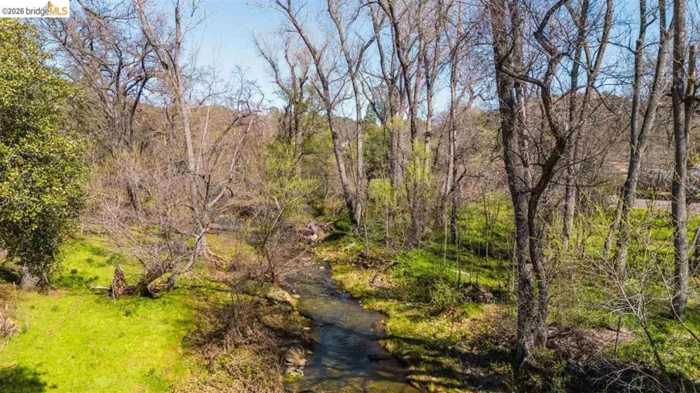 18701 Rawhide Rd Jamestown, CA 95327