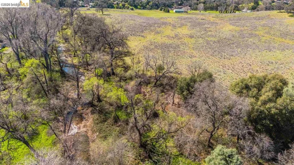 18701 Rawhide Rd Jamestown, CA 95327