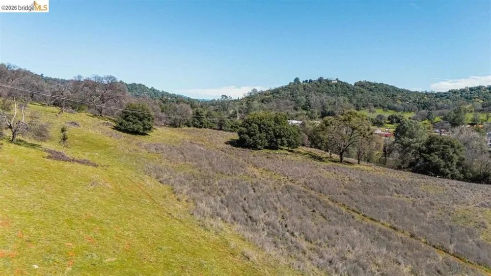 18701 Rawhide Rd Jamestown, CA 95327