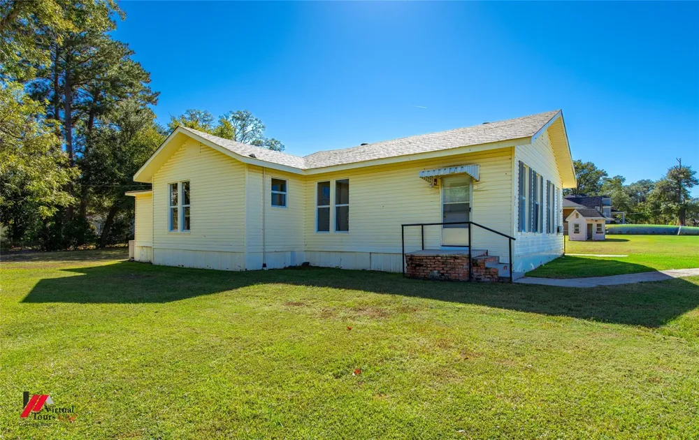 309 sycamore Street Logansport, LA 71049