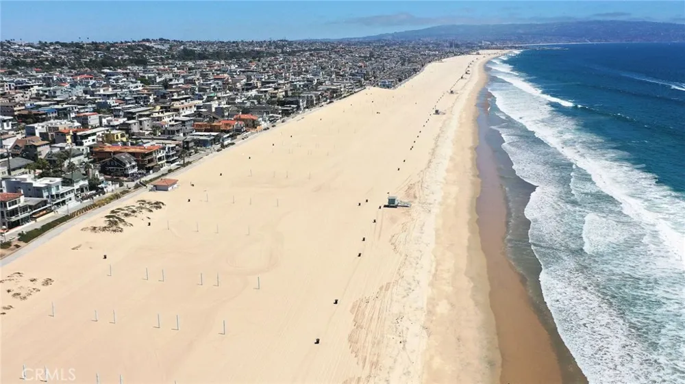 126 Neptune Avenue Hermosa Beach, CA 90254
