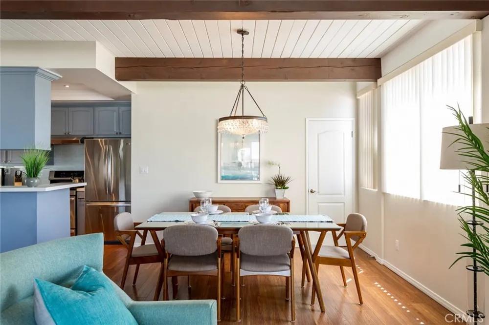 126 Neptune Avenue Hermosa Beach, CA 90254
