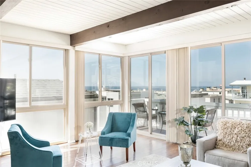 126 Neptune Avenue Hermosa Beach, CA 90254