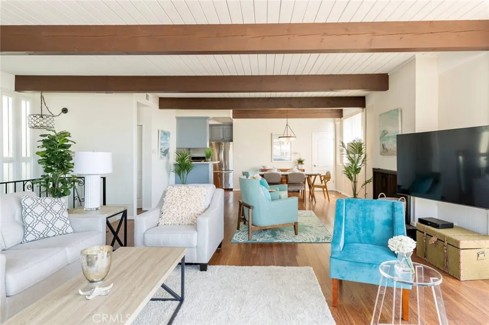 126 Neptune Avenue Hermosa Beach, CA 90254