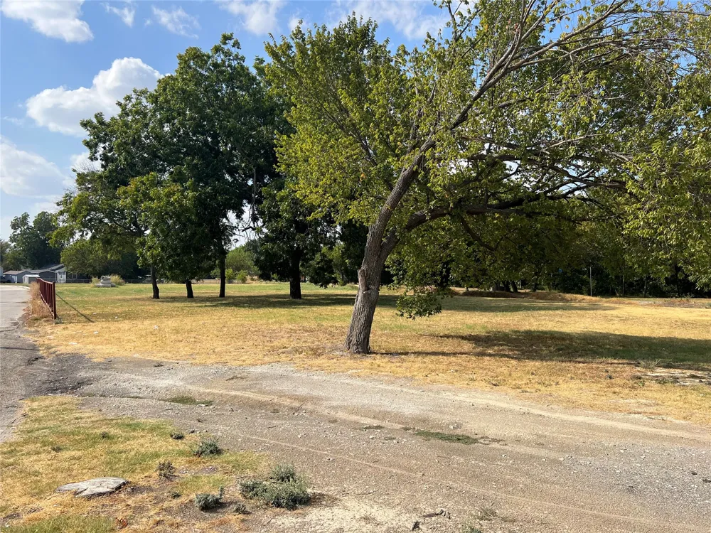 1795 Coleman Street McKinney, TX 75069