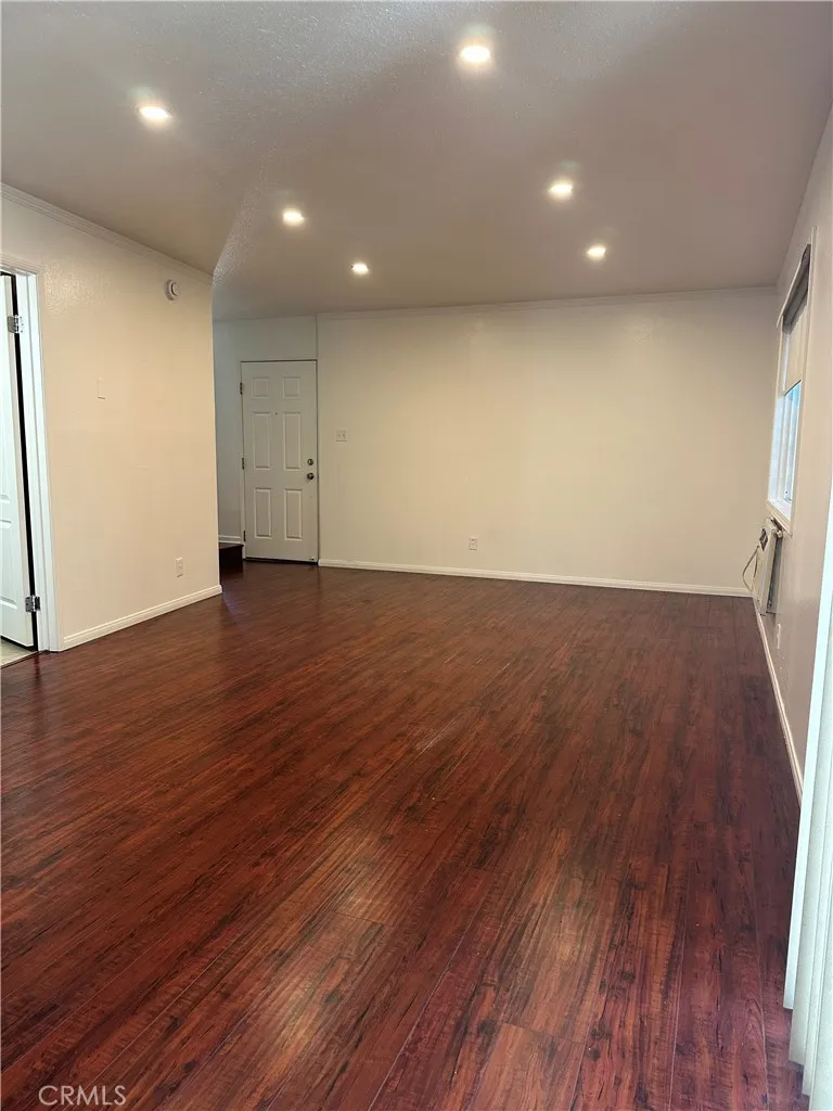 1620 San Fernando #27 Burbank, CA 91504