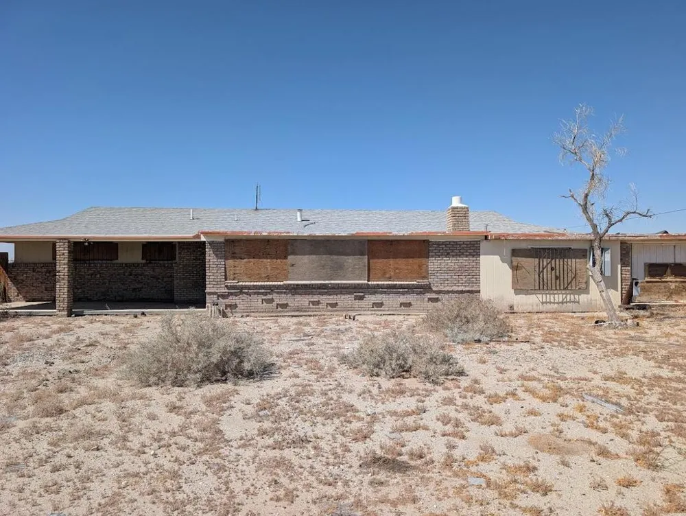 1038 Seaview Avenue Thermal, CA 92274