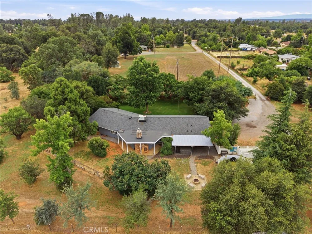 8567 Winona Way Redding, CA 96002