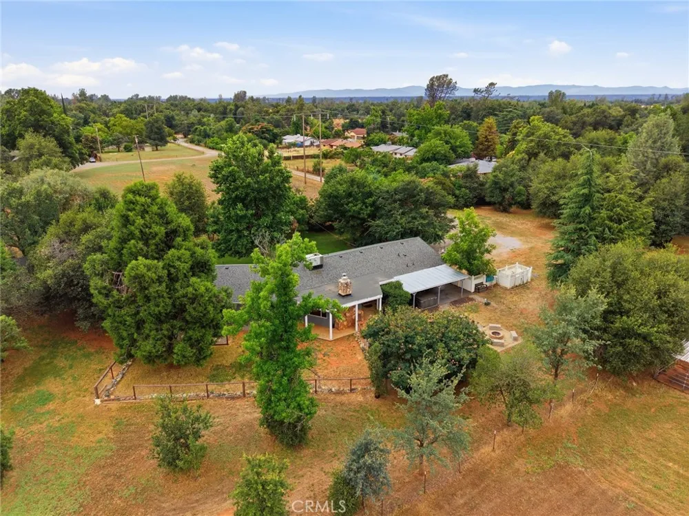 8567 Winona Way Redding, CA 96002