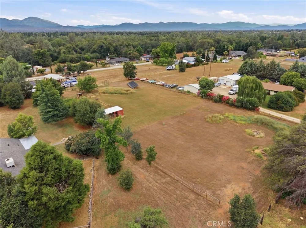 8567 Winona Way Redding, CA 96002