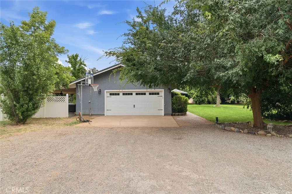 8567 Winona Way Redding, CA 96002
