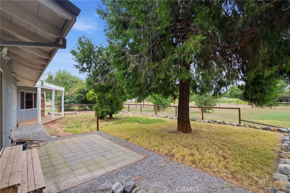 8567 Winona Way Redding, CA 96002