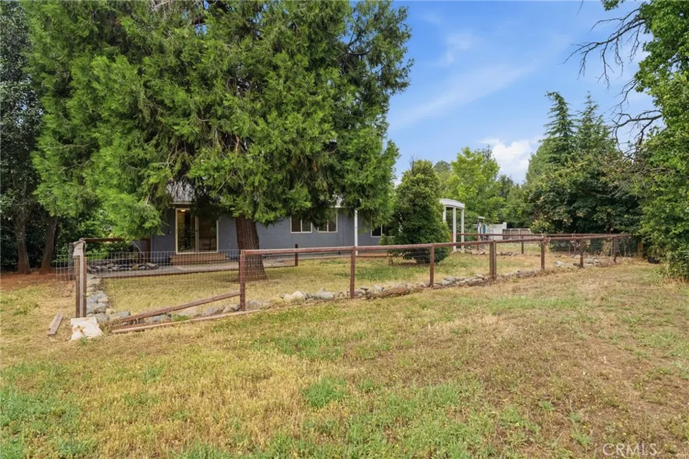 8567 Winona Way Redding, CA 96002