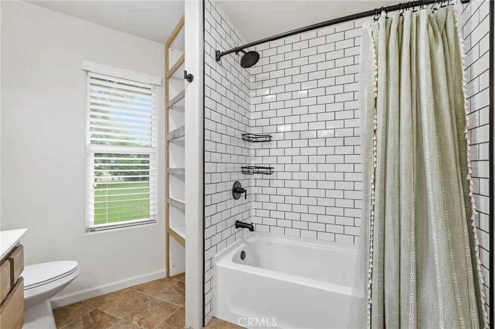 8567 Winona Way Redding, CA 96002