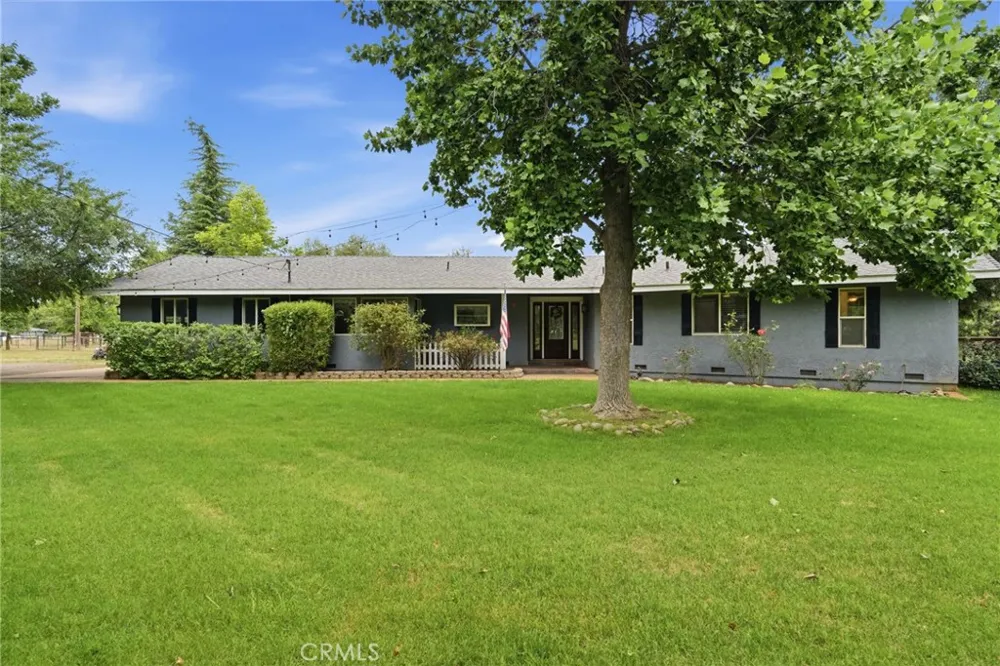 8567 Winona Way Redding, CA 96002