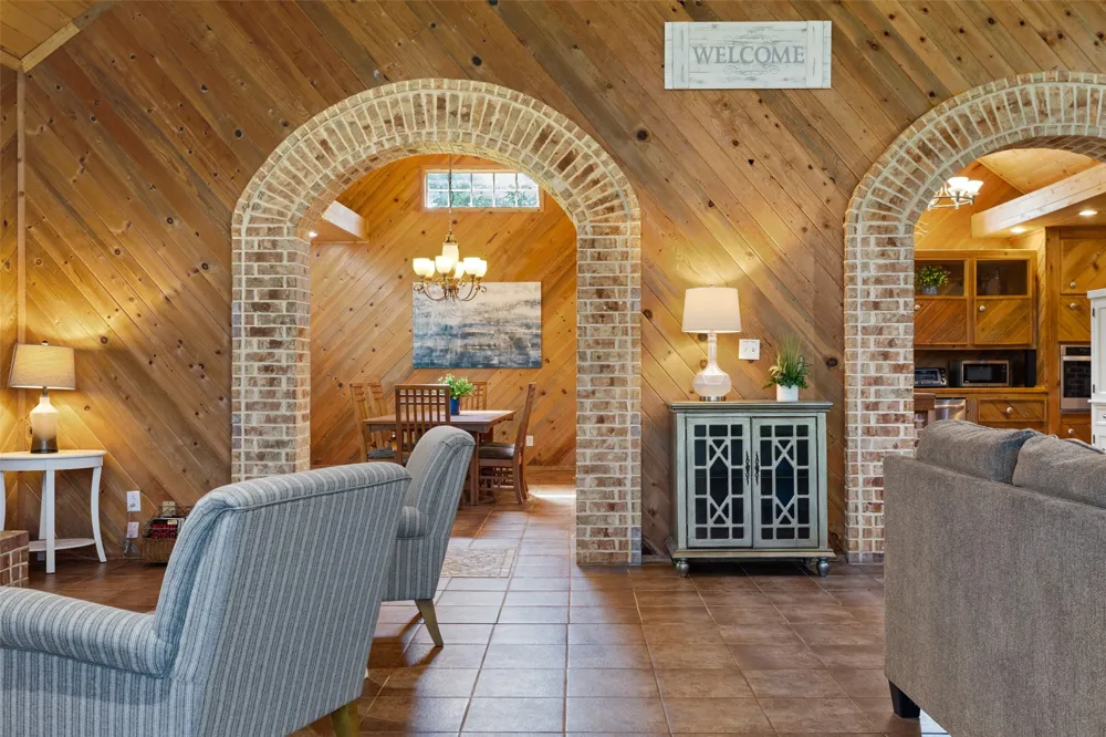 1193 Dogwood Drive Chandler, TX 75758
