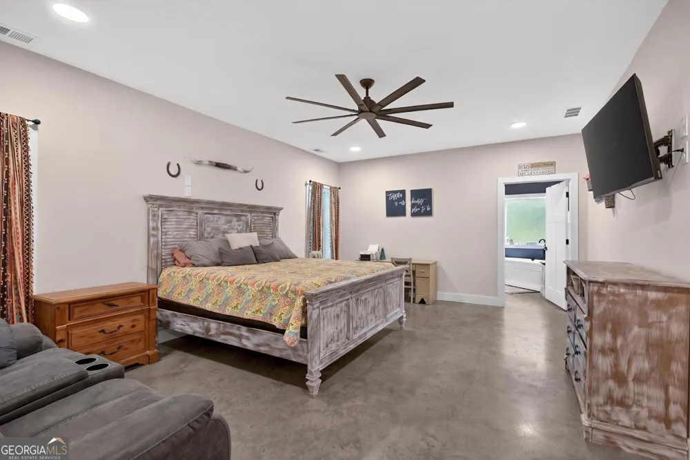 1401 Needmore RD Roopville, GA 30170