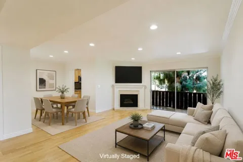 14980 Victory Boulevard #201