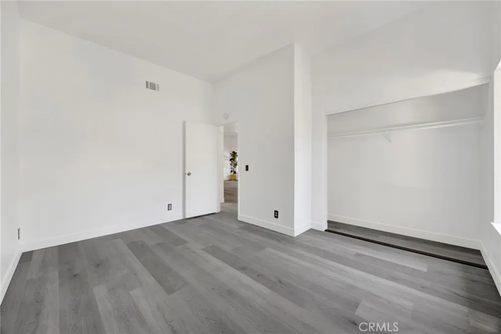 3210 Darby Street #102 Simi Valley, CA 93063