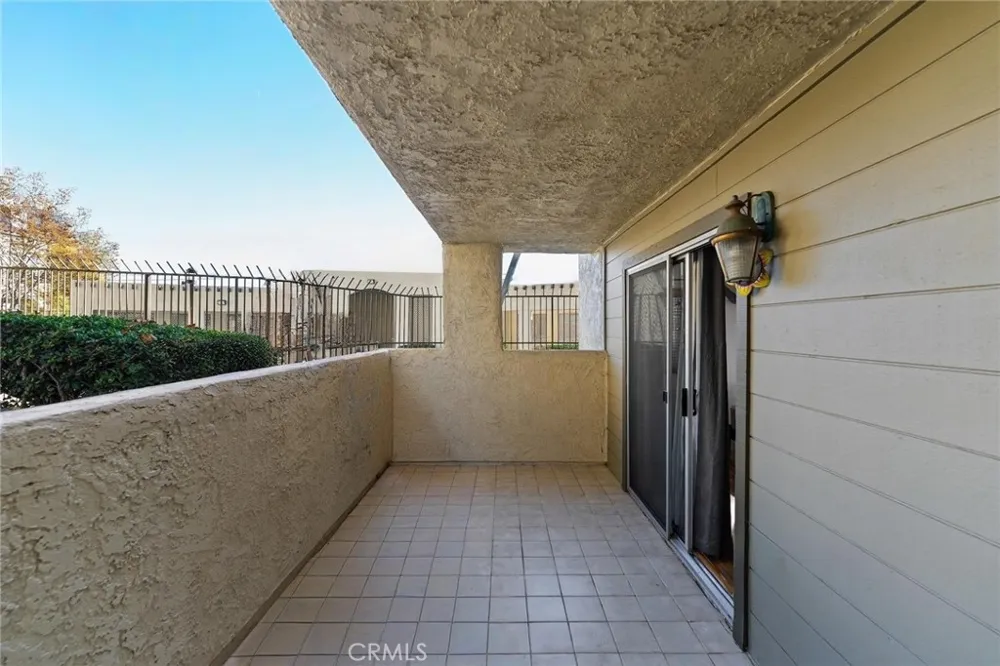 3210 Darby Street #102 Simi Valley, CA 93063