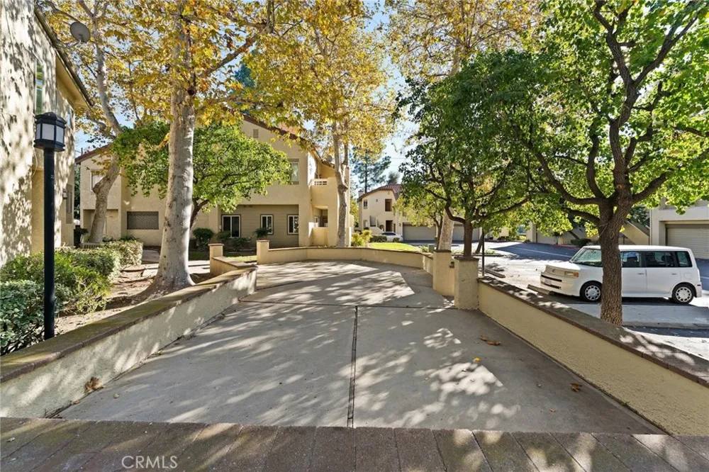 3210 Darby Street #102 Simi Valley, CA 93063