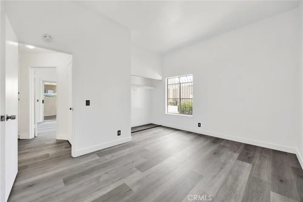 3210 Darby Street #102 Simi Valley, CA 93063