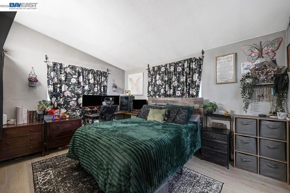 3637 Centinella Drive North Highlands, CA 95660