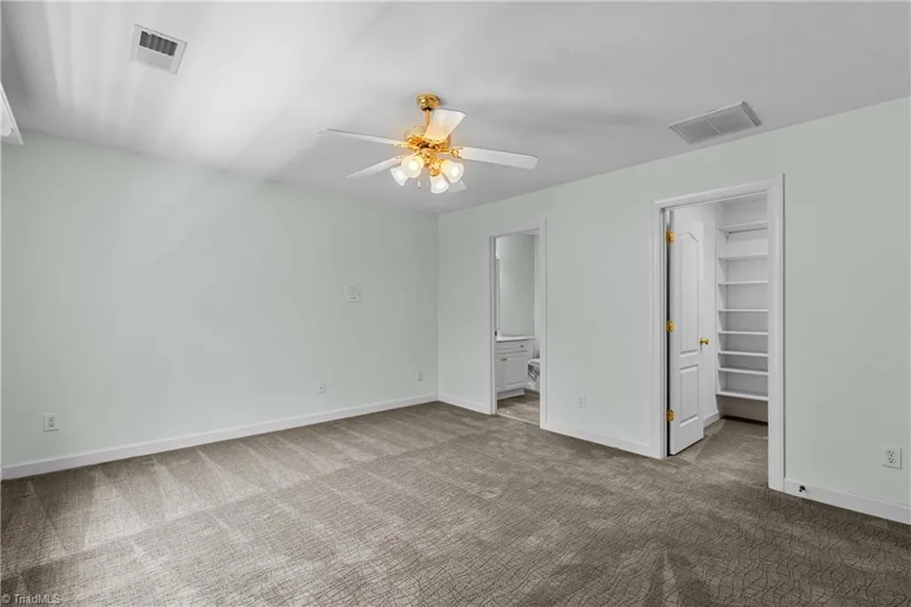 6806 Buckley Drive Summerfield, NC 27358