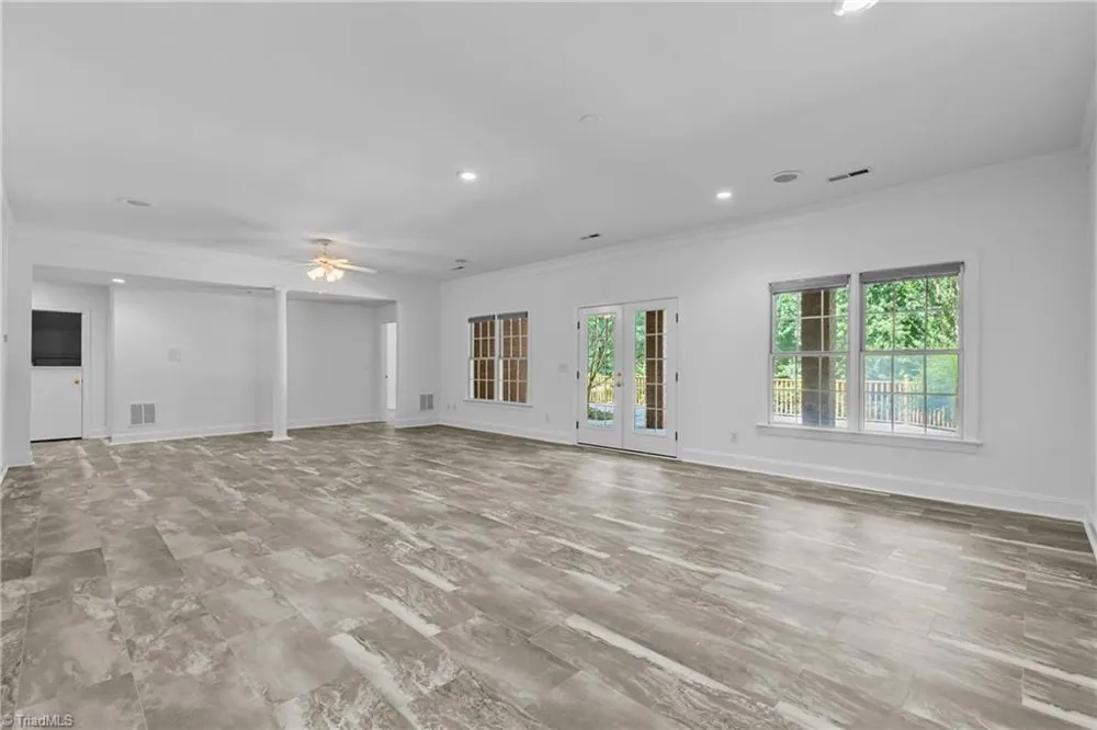 6806 Buckley Drive Summerfield, NC 27358
