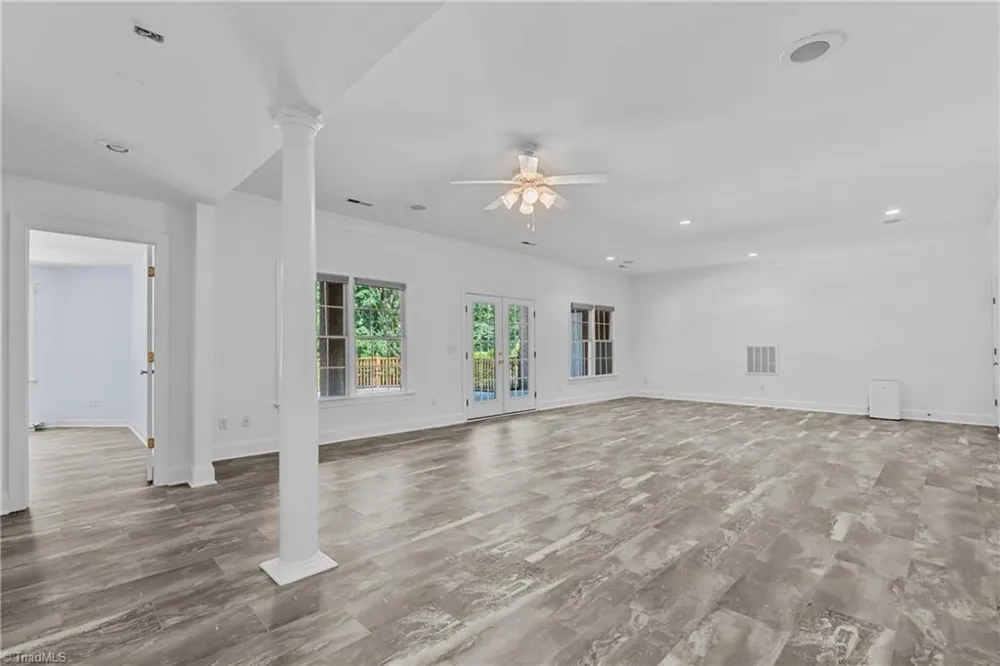 6806 Buckley Drive Summerfield, NC 27358