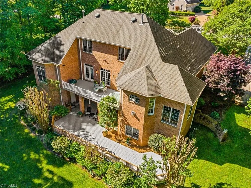 6806 Buckley Drive Summerfield, NC 27358