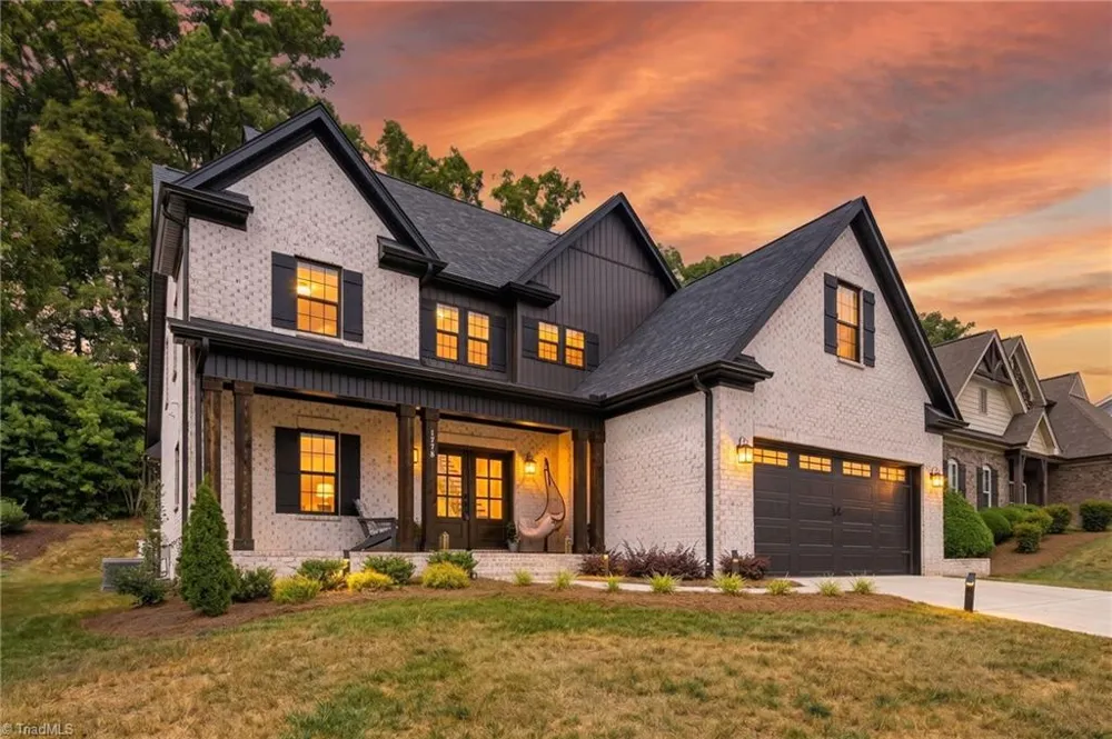 1778 Ramhurst Drive Clemmons, NC 27012