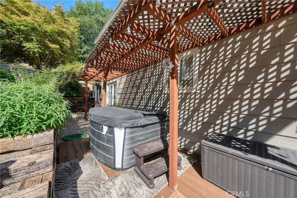 3310 Riviera West Kelseyville, CA 95451