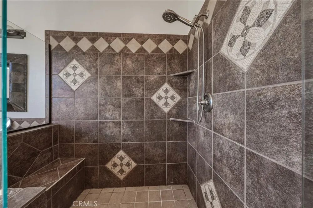 3310 Riviera West Kelseyville, CA 95451