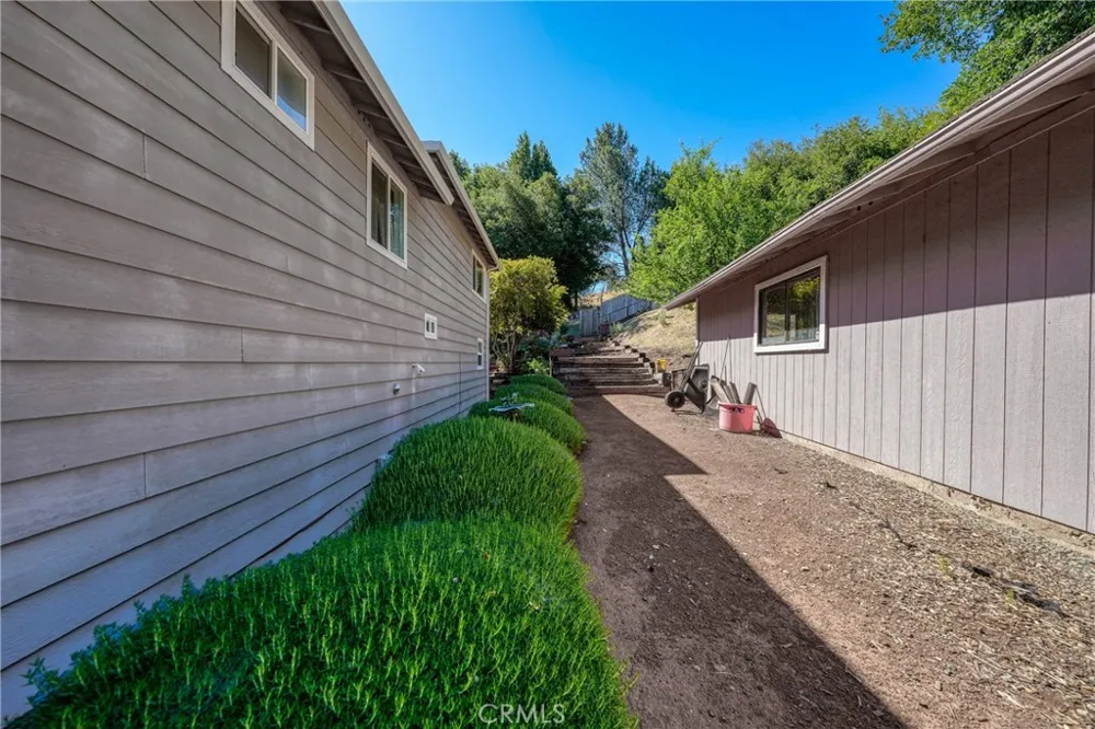 3310 Riviera West Kelseyville, CA 95451