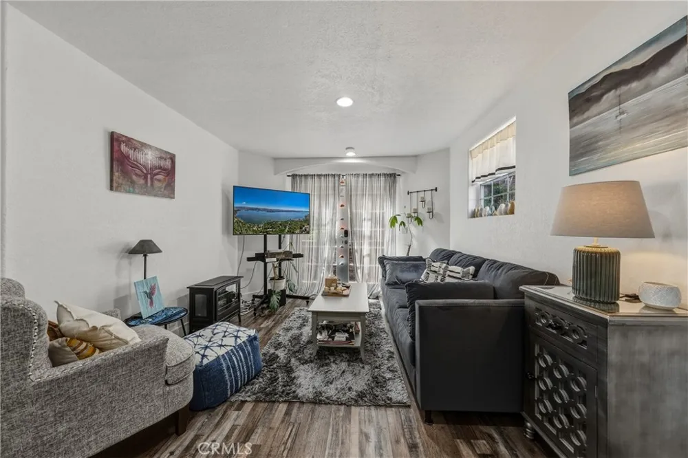 3310 Riviera West Kelseyville, CA 95451