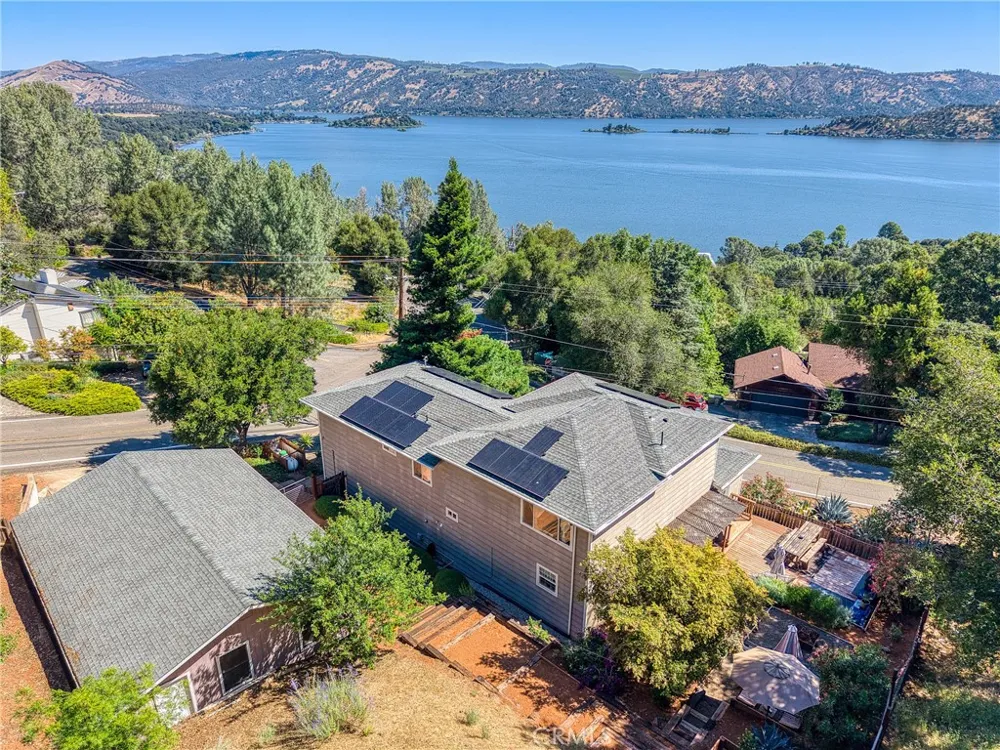 3310 Riviera West Kelseyville, CA 95451
