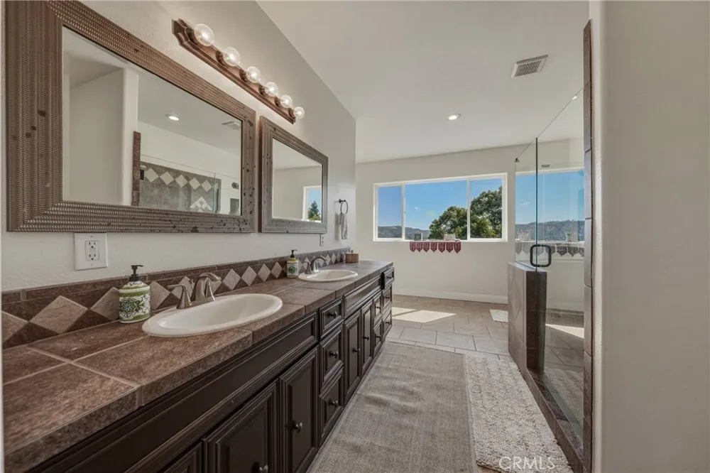 3310 Riviera West Kelseyville, CA 95451