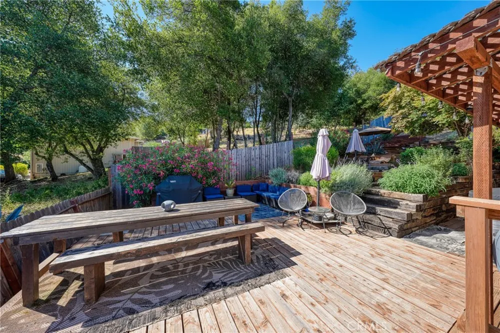 3310 Riviera West Kelseyville, CA 95451