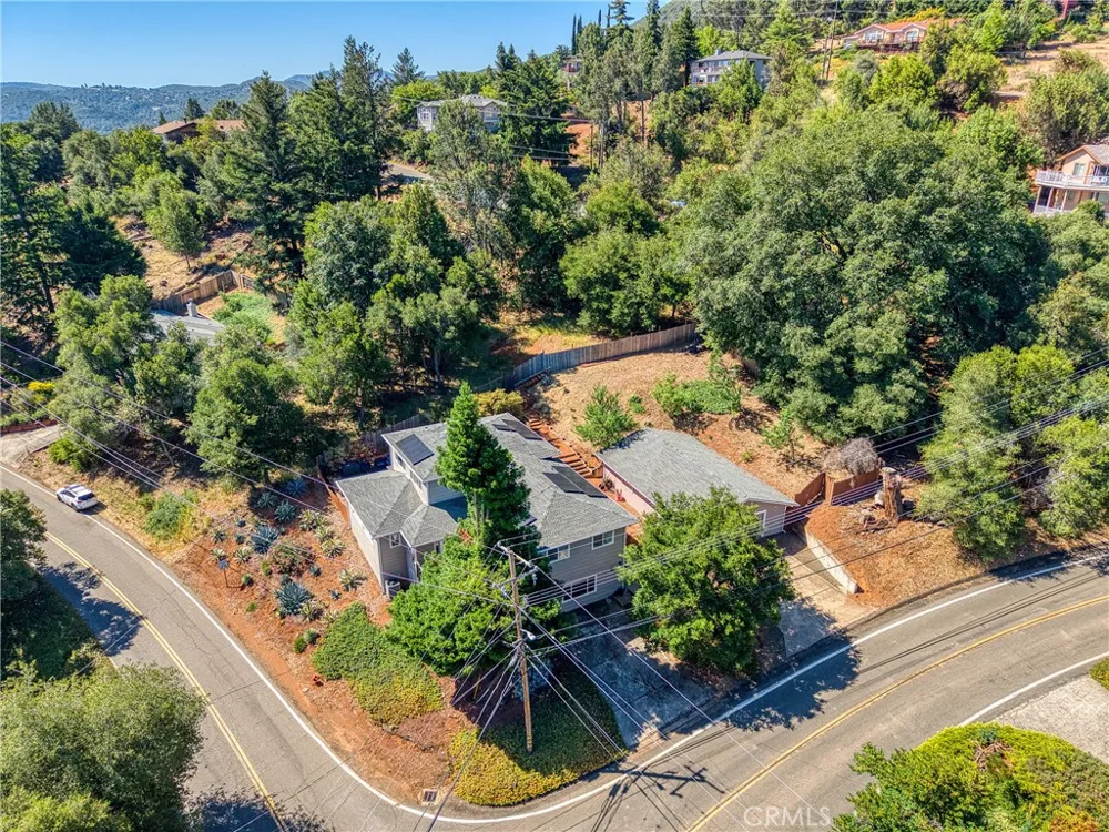 3310 Riviera West Kelseyville, CA 95451