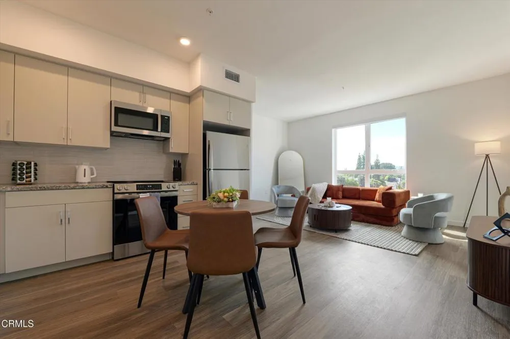18900 Parthenia Street #315 Northridge, CA 91324
