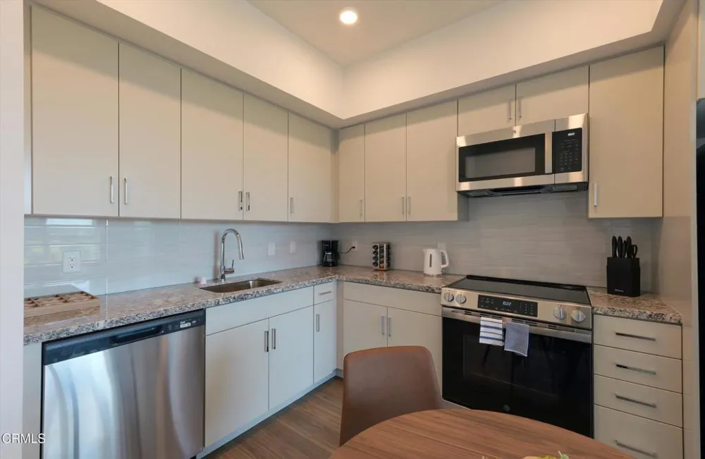 18900 Parthenia Street #315 Northridge, CA 91324