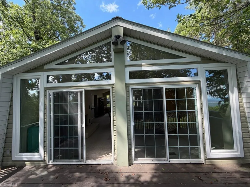 794 RHODODENDRON ROAD Hillsville, VA 24343